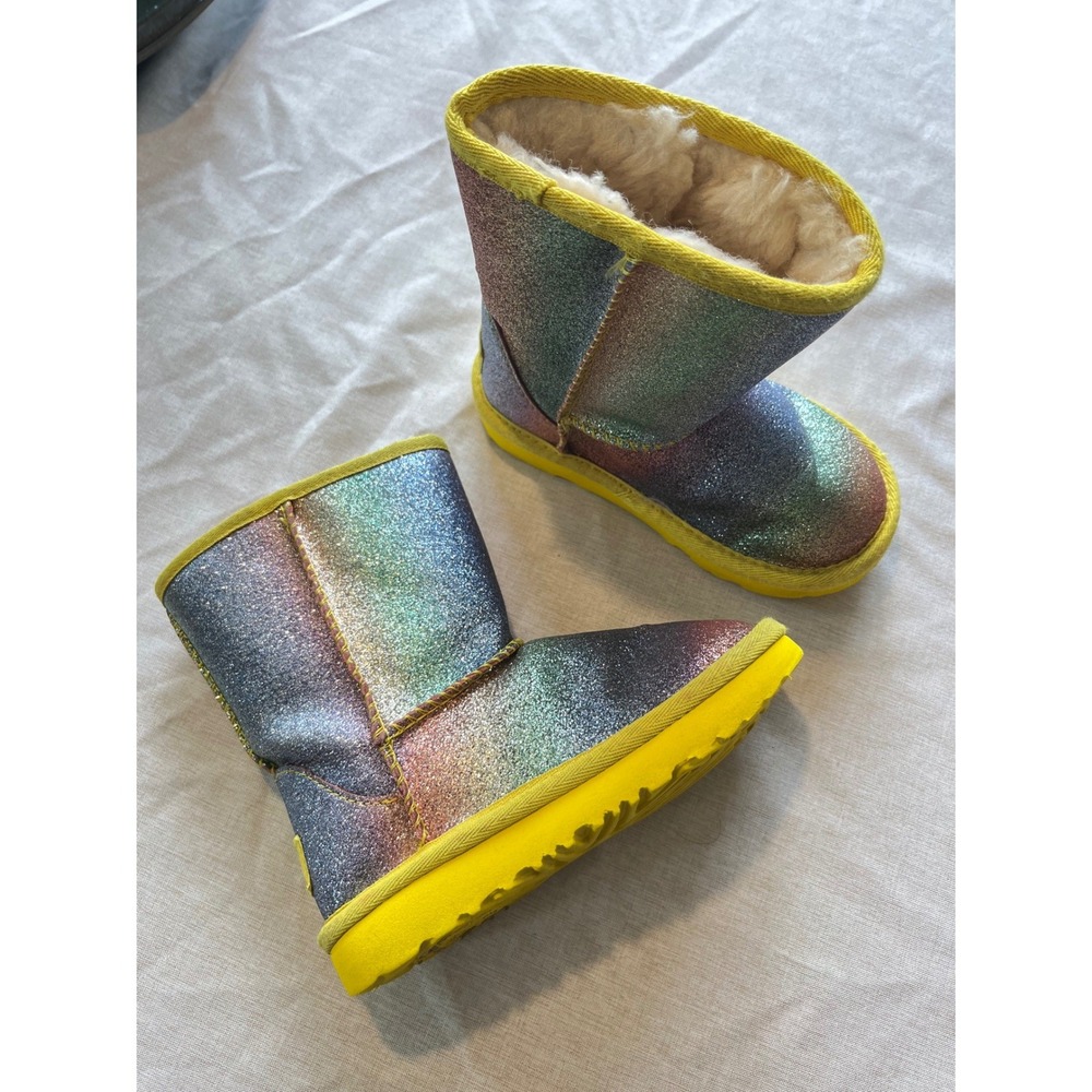 UGG Classic II Rainbow Glitter Boots‎ Yellow Toddler Size 9 Kids Sparkly